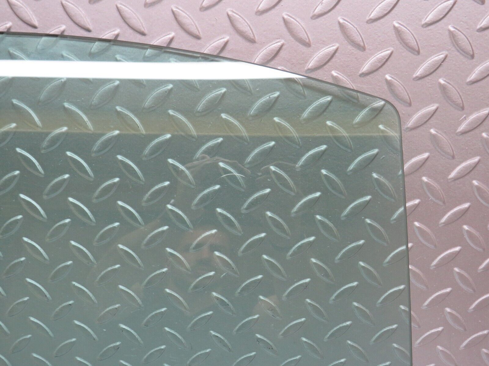 35165 Mercedes-Benz W221 Rear Left Door Window Glass