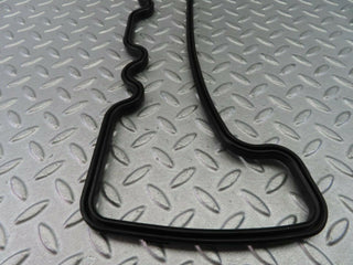 8105 Mercedes-Benz W108 Valve Cover Gasket Seal 1300160221