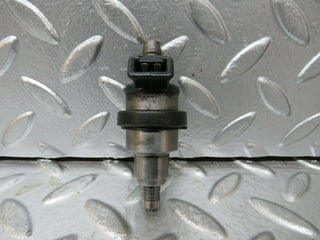 W114 fuel injector used OEM