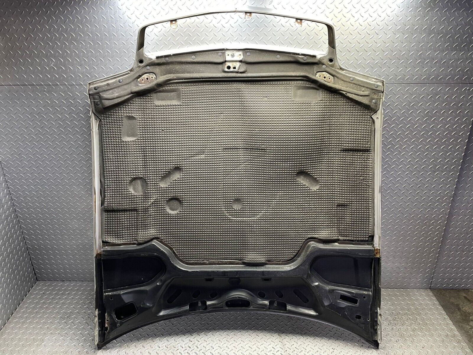 39560 Mercedes-Benz R129 320SL Coupe Bonnet