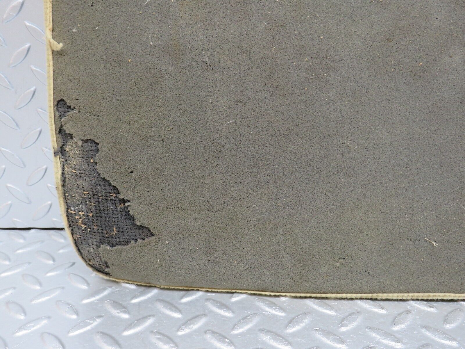 38375 Mercedes-Benz R129 280SL Coupe Front Left Floor Mat Beige