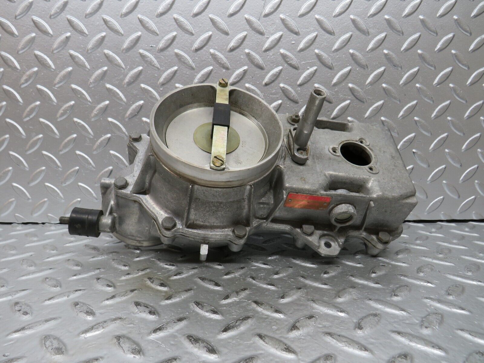 27382 Mercedes-Benz W123 280E Air Flow Mass Meter Sensor Bosch 0438120115