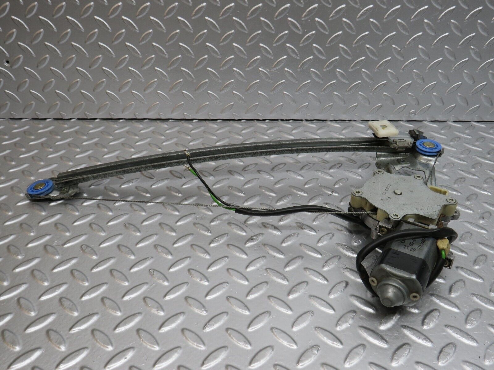 29287 Mercedes-Benz W124 230E Rear Left Power Window Regulator With Motor 774.30009/04