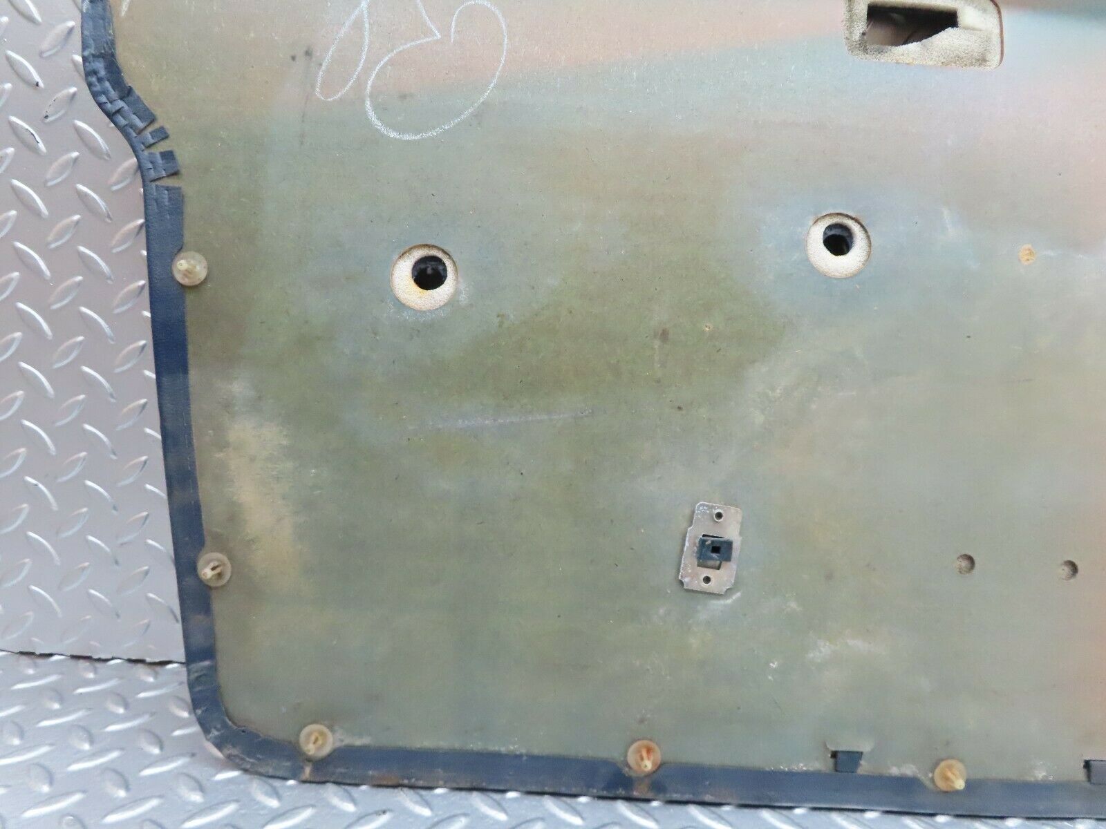 18025 Mercedes-Benz W123 200 Front Right Door Card Blue