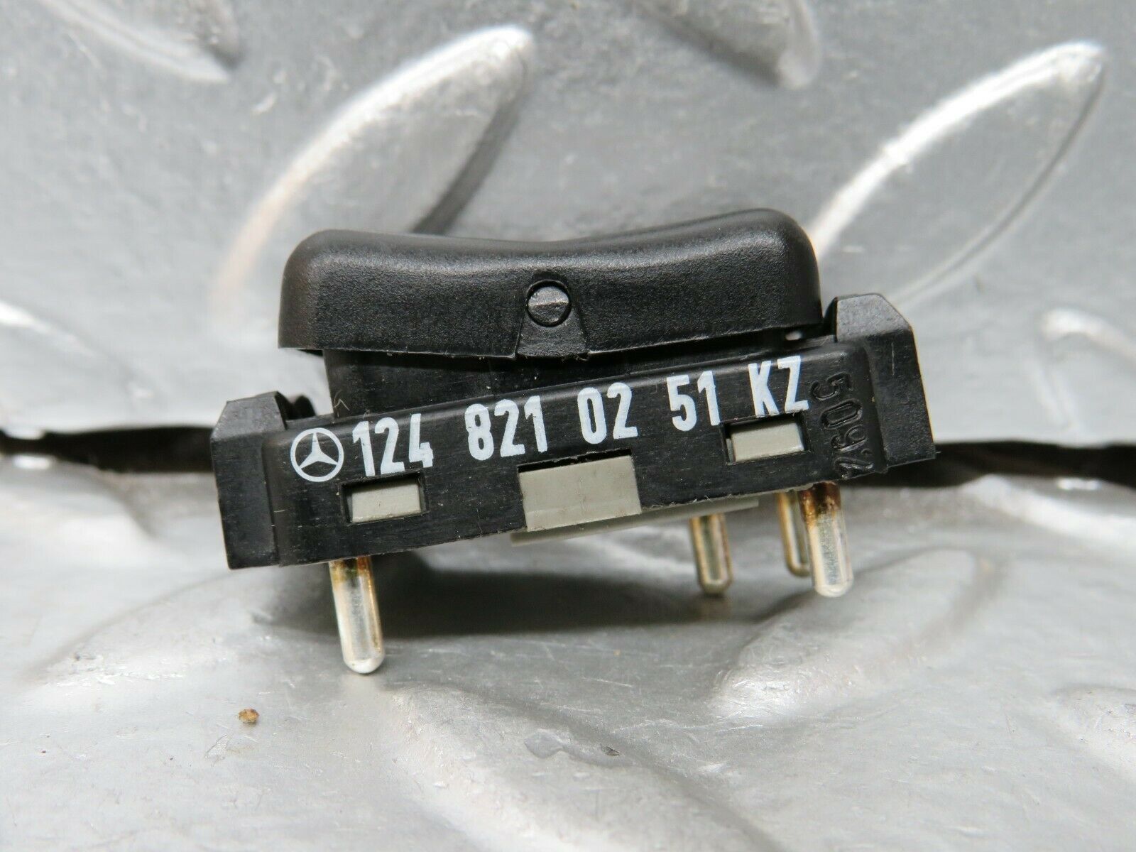 24295 Mercedes-Benz S124 220TE Wagon Interior Light Switch 1248210251