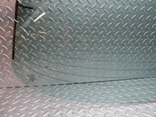 26820 Mercedes-Benz W123 240D Rear Heated Windscreen Glass