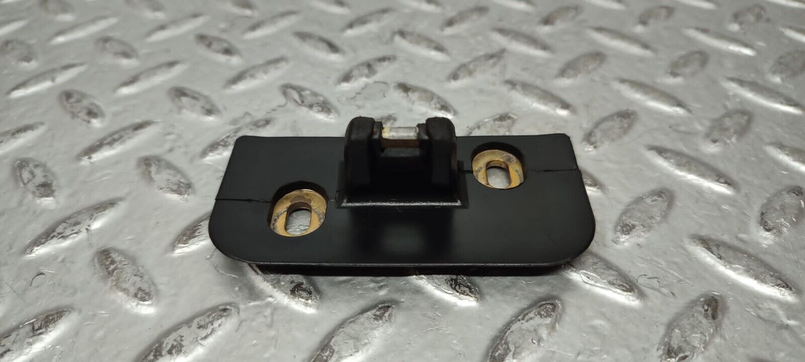 26343 Mercedes-Benz C124 220CE Trunk Lock Latch