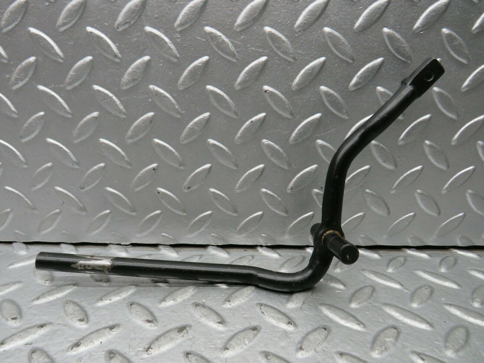 22218 Mercedes-Benz S123 280TE Wagon Accelerator Pedal Linkage