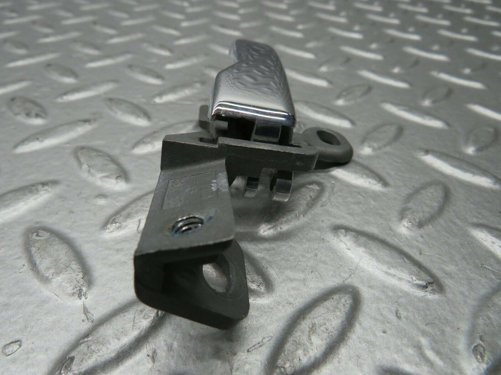 21979 Mercedes-Benz S123 280TE Wagon Left Interior Door Handle 1237600161