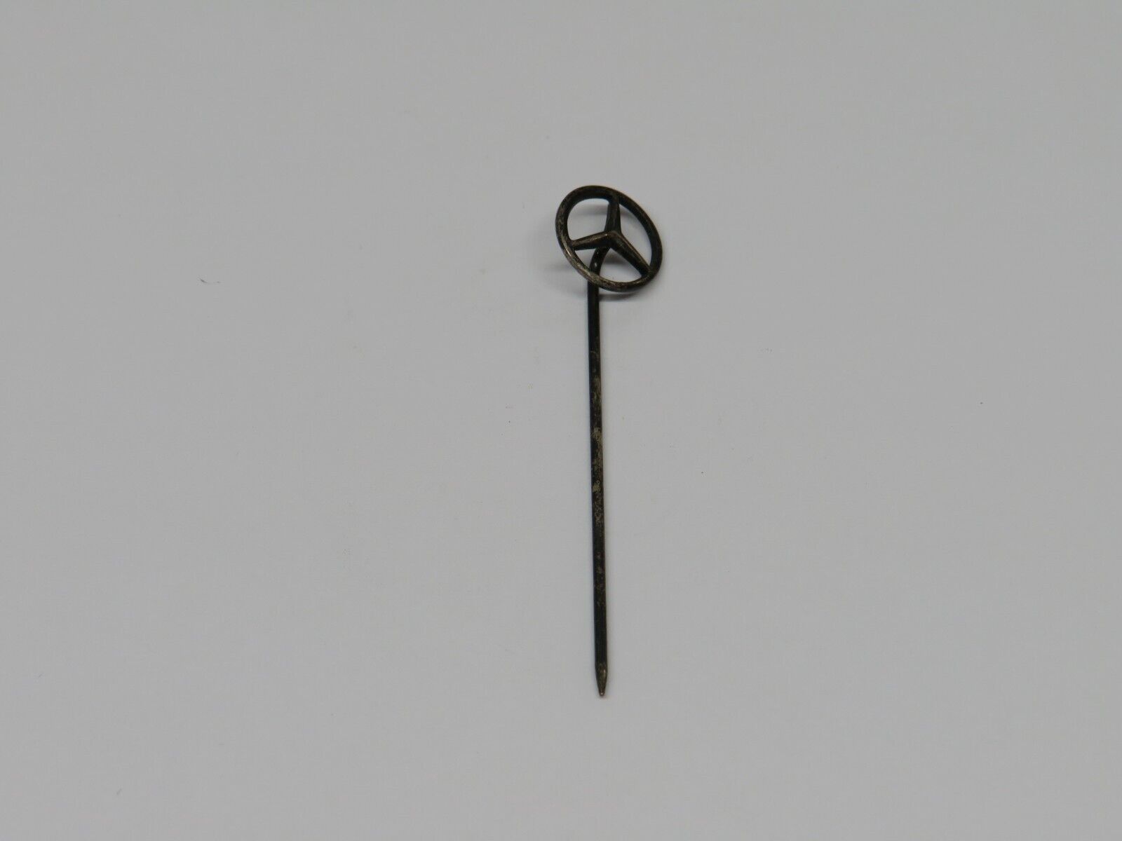 37498 Mercedes-Benz Vintage Lapel Pin Badge
