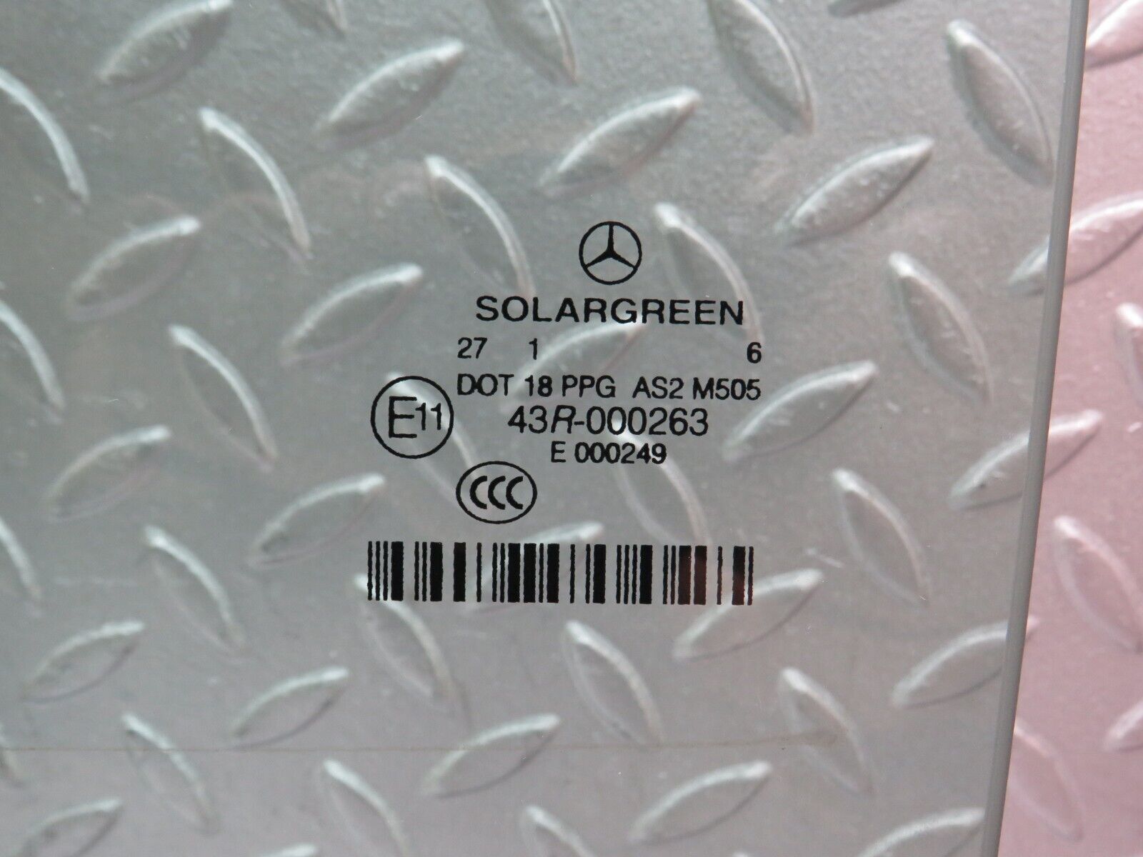 35165 Mercedes-Benz W221 Rear Left Door Window Glass