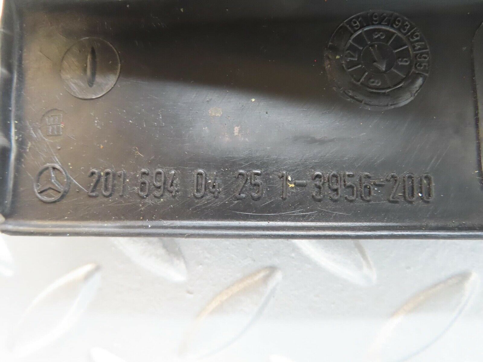 14563 Mercedes-Benz W201 190E Boot Rear Plastic Cover  2016940425