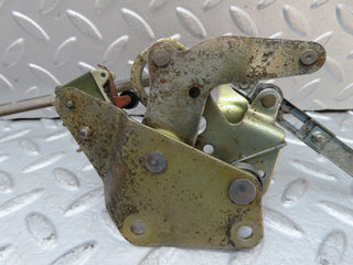 W123 Coupe throttle linkage used OEM