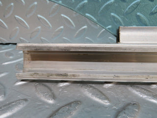 34972 Mercedes-Benz W210 320E Front Right Door Window Glass