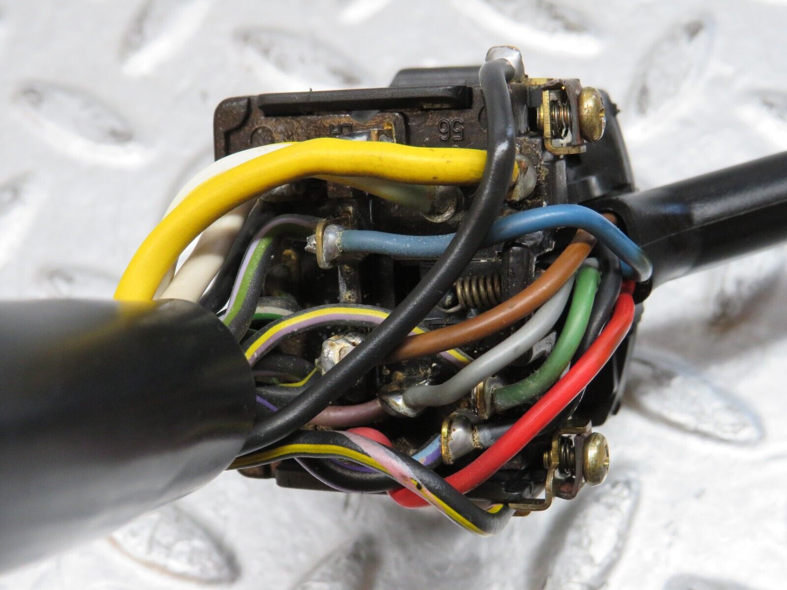 28457 Mercedes-Benz S123 240D Wagon Indicator Wiper Stalk