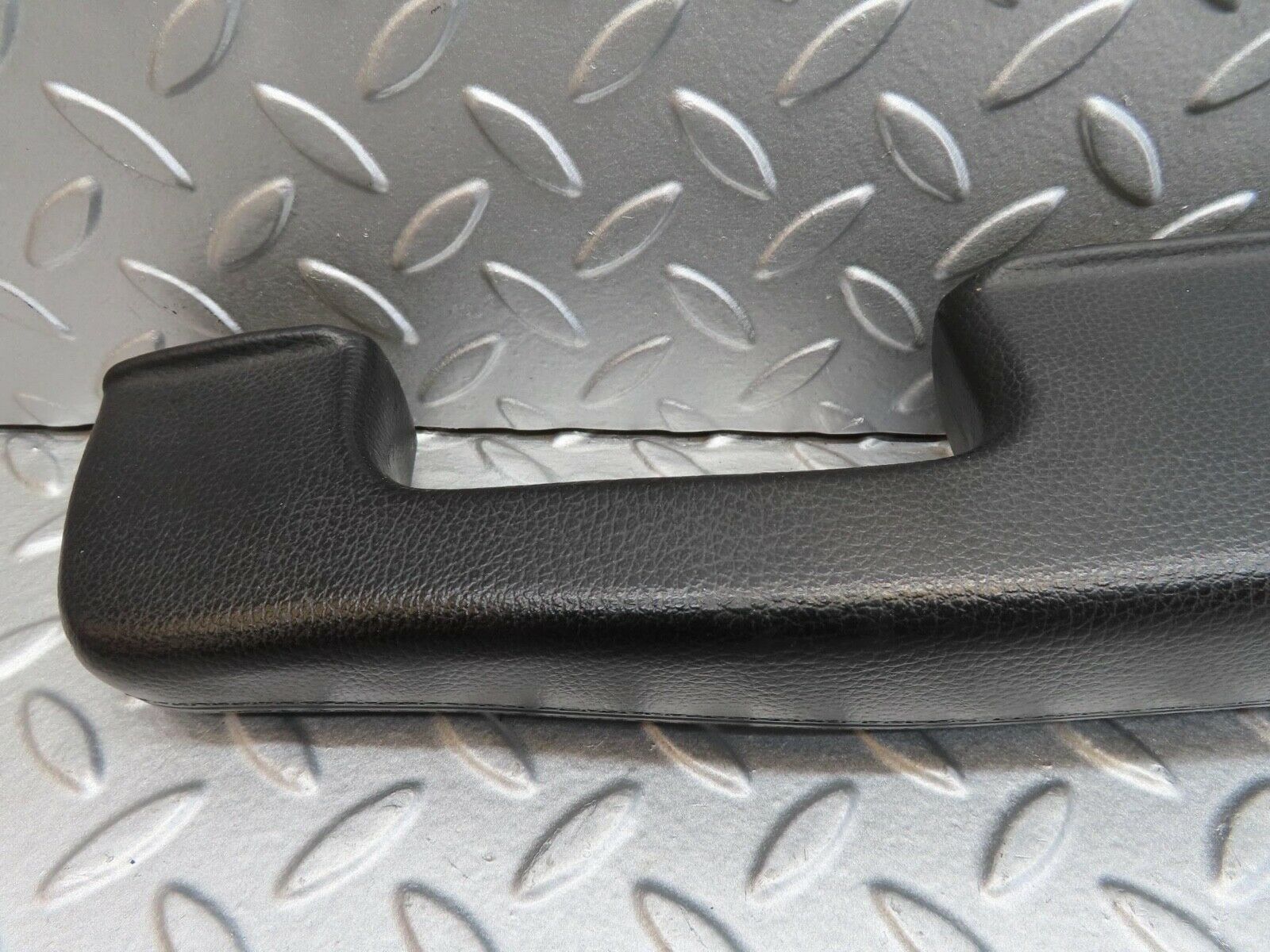 14204 Mercedes-Benz W116 350SE Front Right Interior Door Handle Black