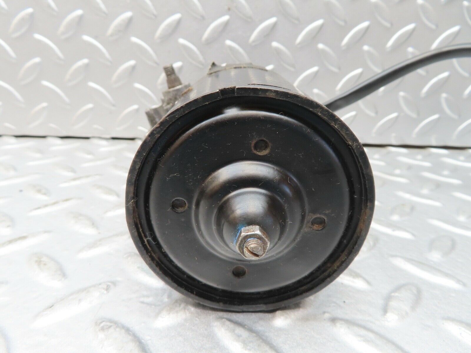 17049 Mercedes-Benz C123 280CE Coupe Wiper Motor