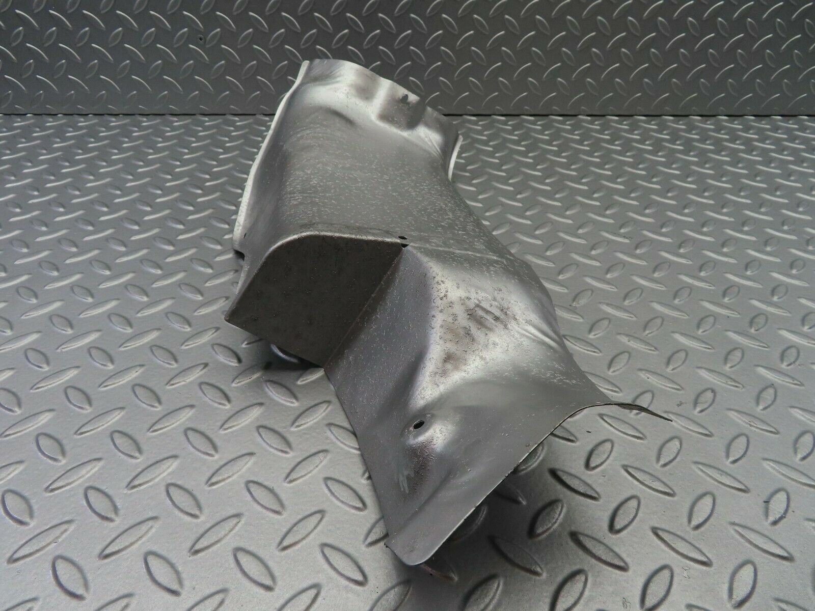 6770 Mercedes-Benz S124 E220 Wagon Exhaust Heat Shield