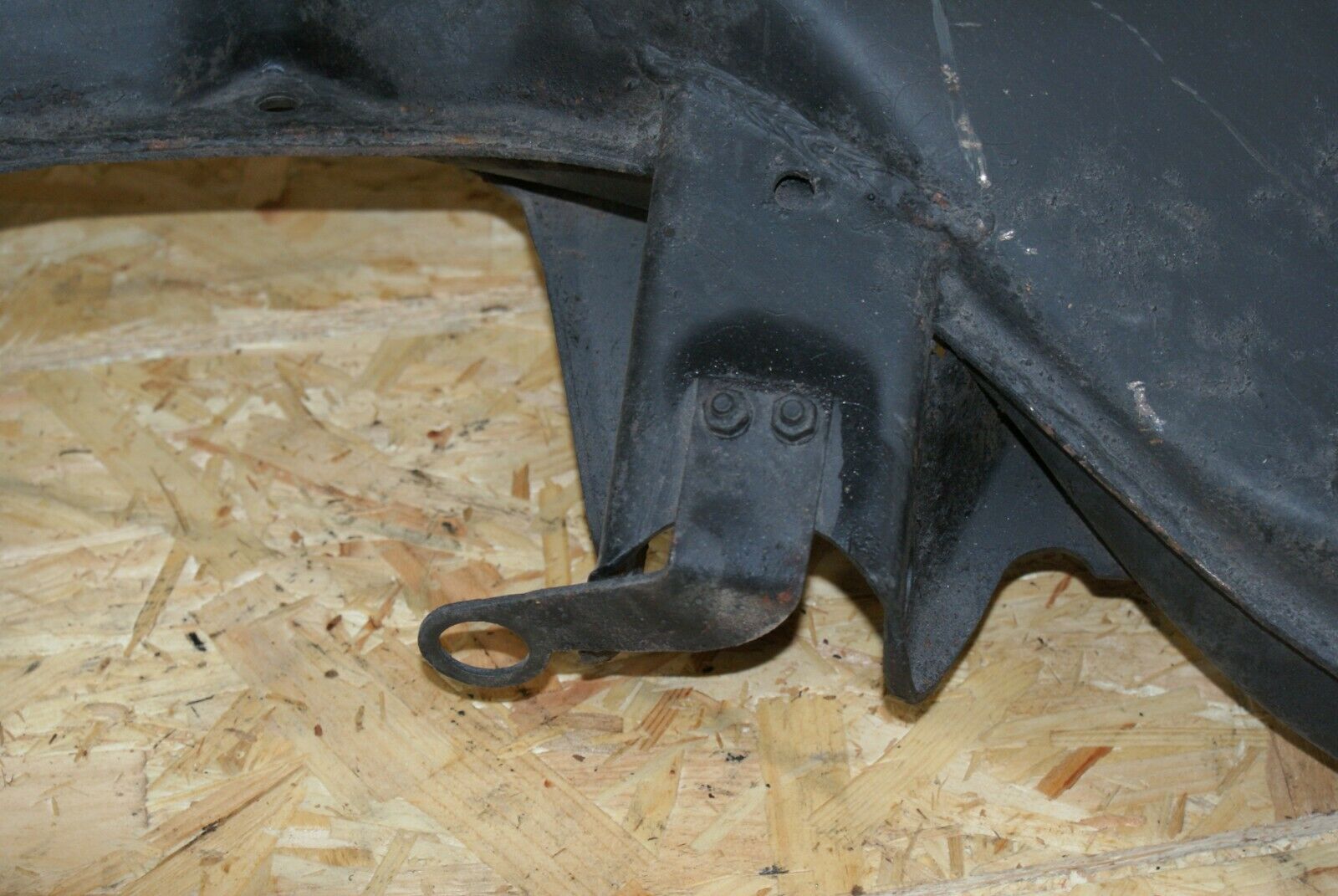 2195 Mercedes-Benz C107 350SLC Coupe Coupe Rear Subframe Axle Carrier Suspension