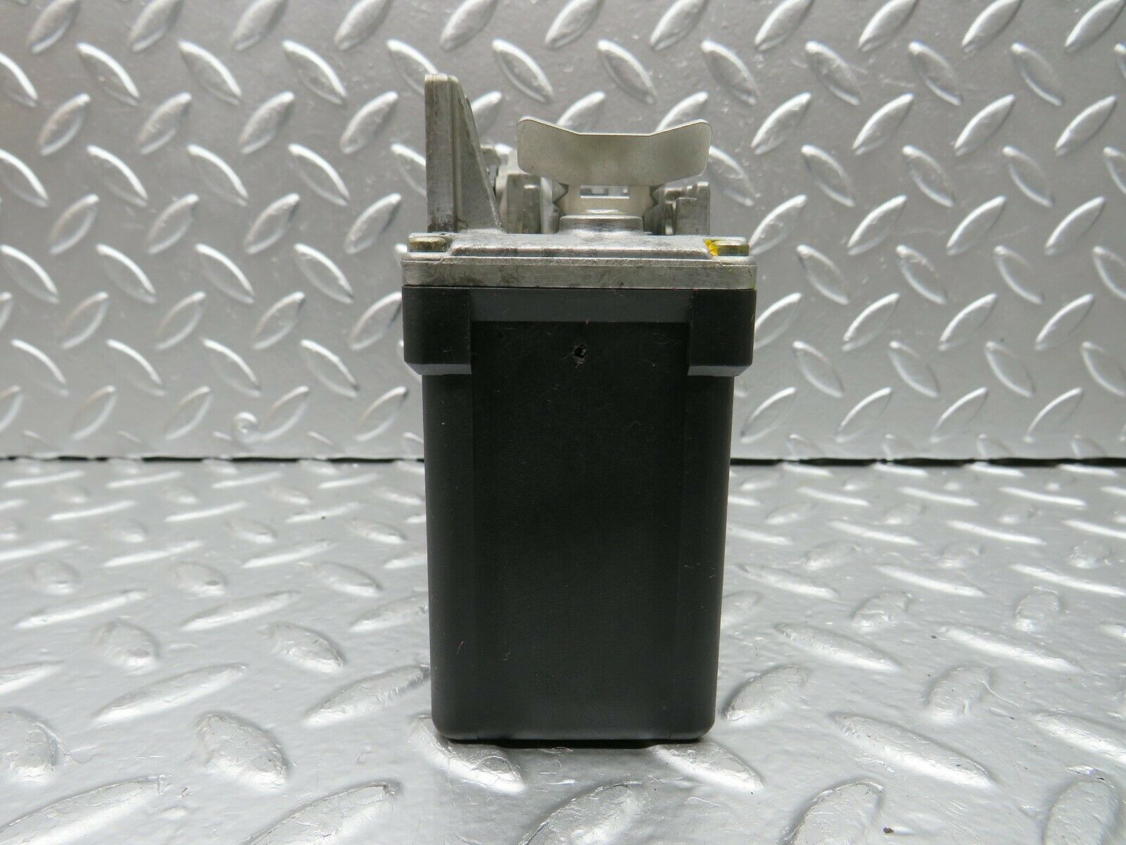 22405 Mercedes-Benz C124 E220 Coupe ABS Control Unit ECU Bosch 0055455132