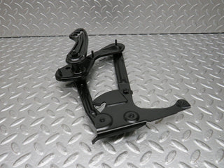 31441 Mercedes-Benz S124 220TE Wagon Bonnet Hinge Left Side 1298870174