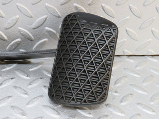 W124 Cabriolet brake pedal with rubber used OEM