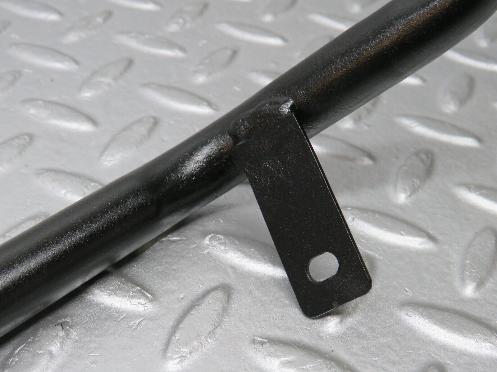 38153 Mercedes-Benz A124 320E Cabriolet Coolant Pipe