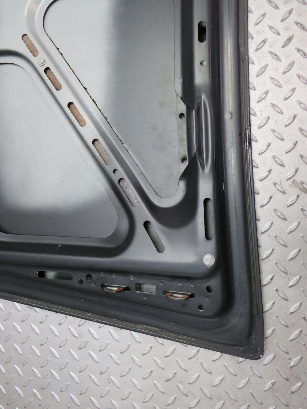 39538 Mercedes-Benz R129 320SL Coupe Boot Lid Trunk Door