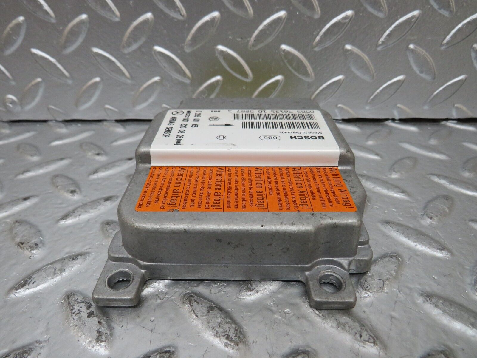 24852 Mercedes-Benz W140 S320 Airbag Sensor Bosch 0285001165