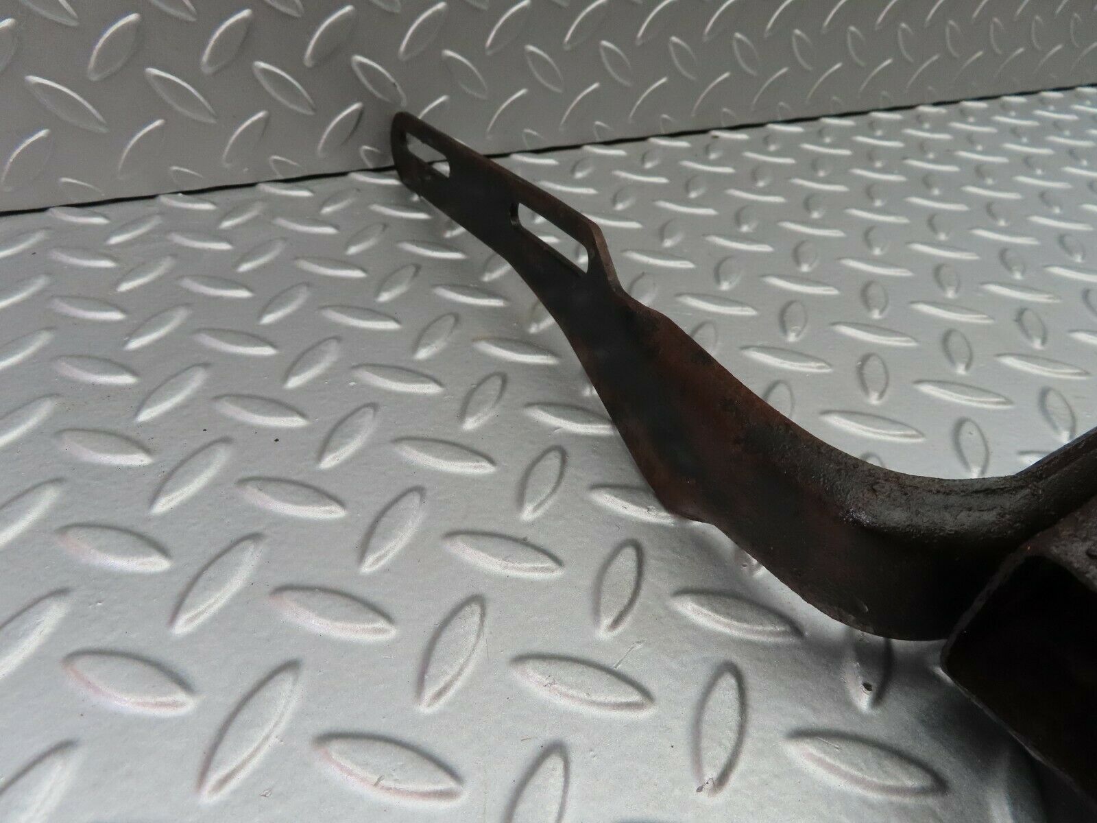 6691 Mercedes-Benz S124 E220 Wagon Front Exhaust Pipe