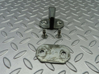 6758 Mercedes-Benz S124 E220 Wagon Door Lock Latch