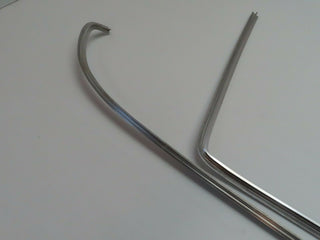 7448 Mercedes-Benz W116 450SE Front Windscreen Chrome Frame