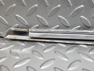41189 Mercedes-Benz W126 300SE Front Right Door Chrome Moulding Trim