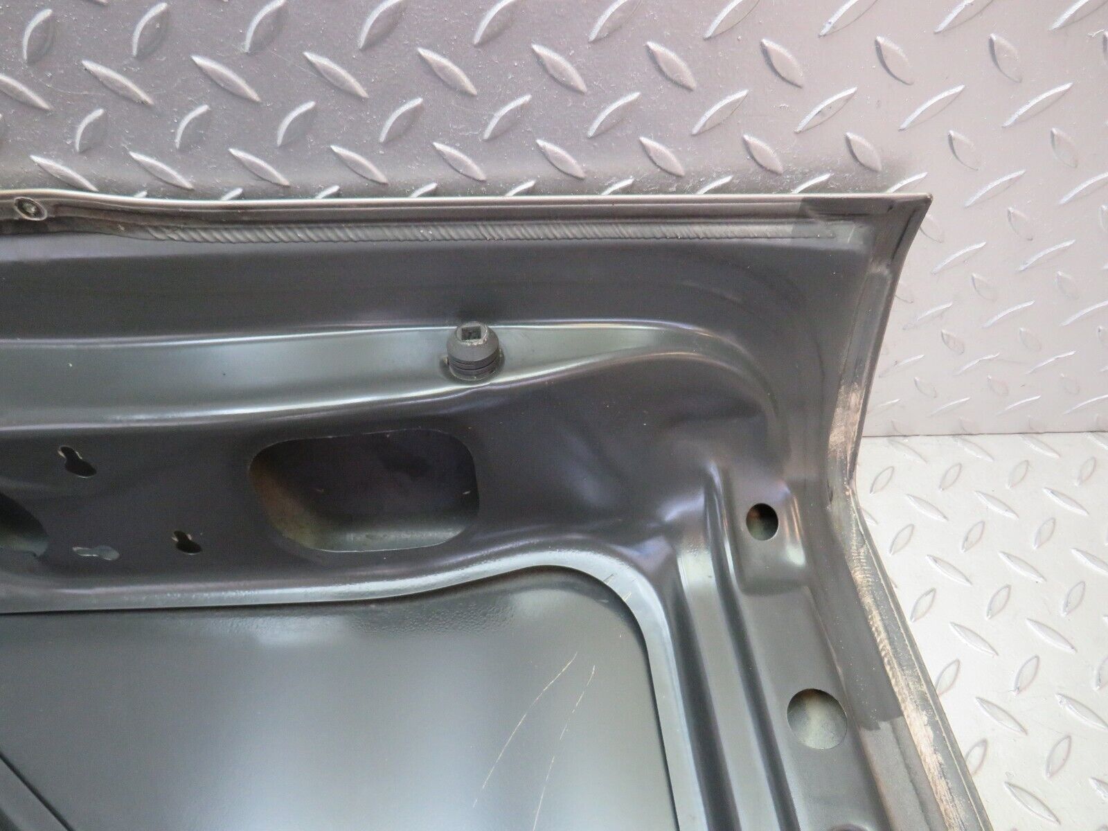 36762 Mercedes-Benz W201 190E 2.0L Boot Lid Trunk Door