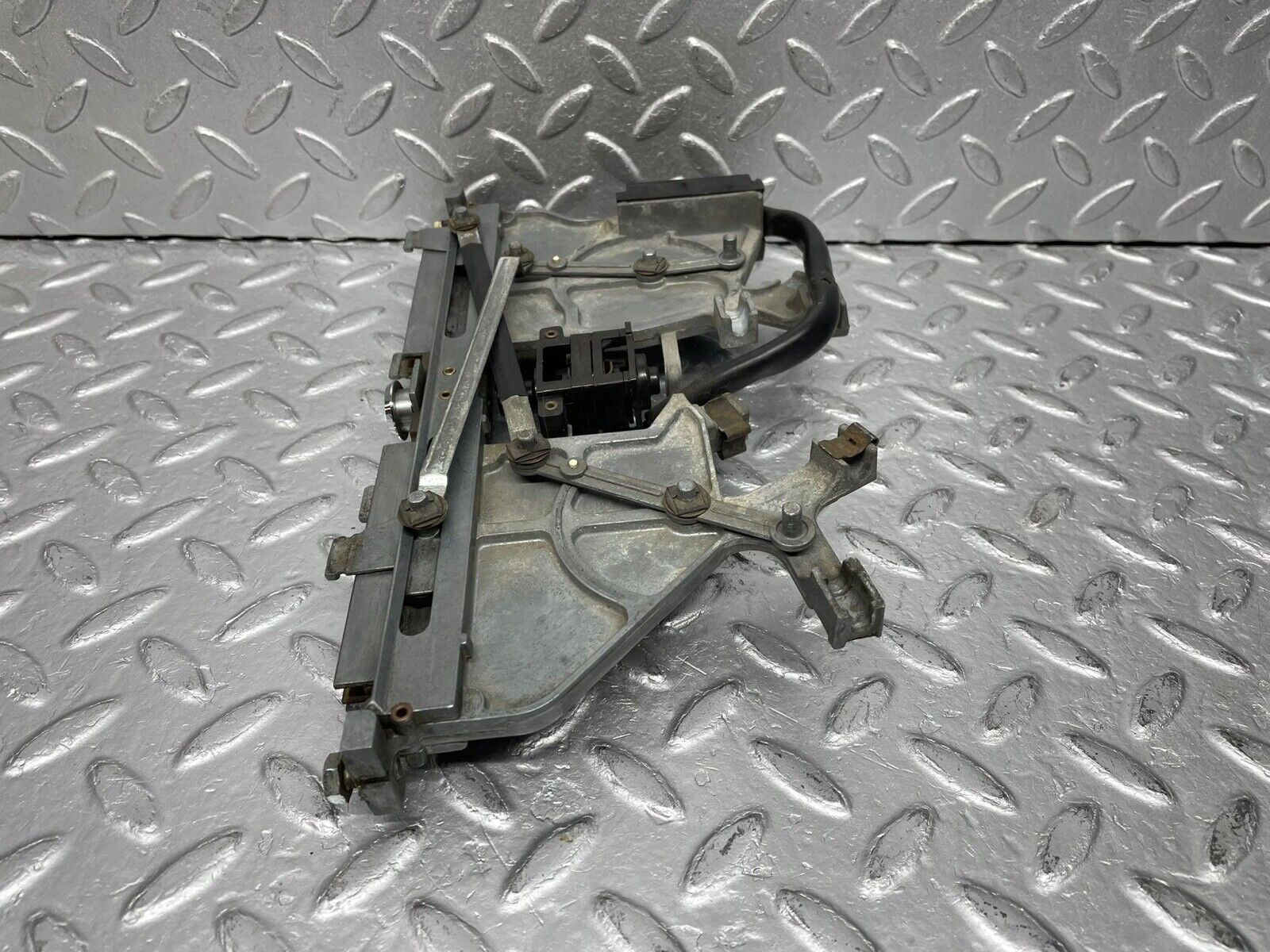 3276 Mercedes-Benz W115 220D Heater Control Switch 1158300485