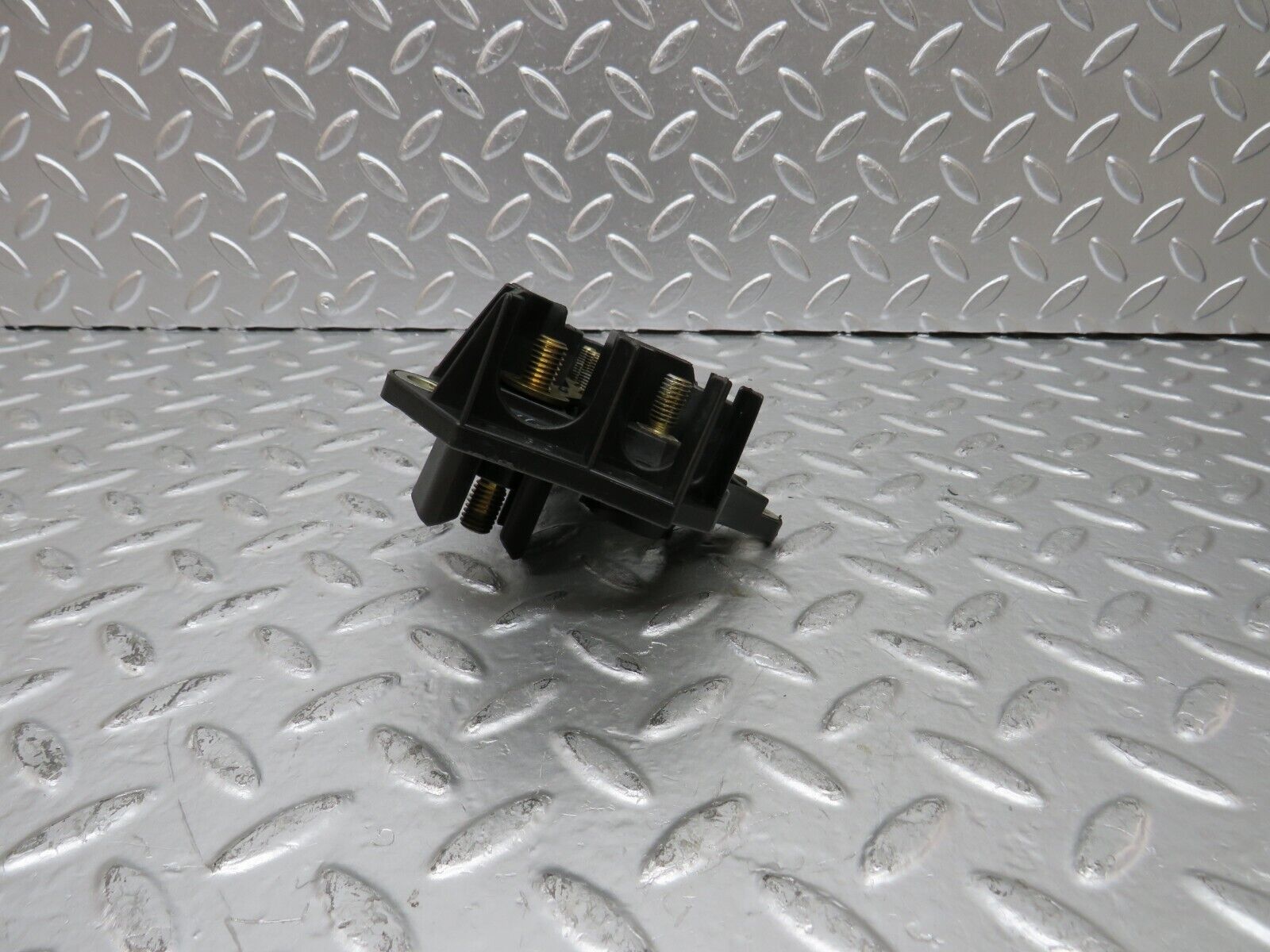 24867 Mercedes-Benz W140 S320 Cable Connector 1405400069