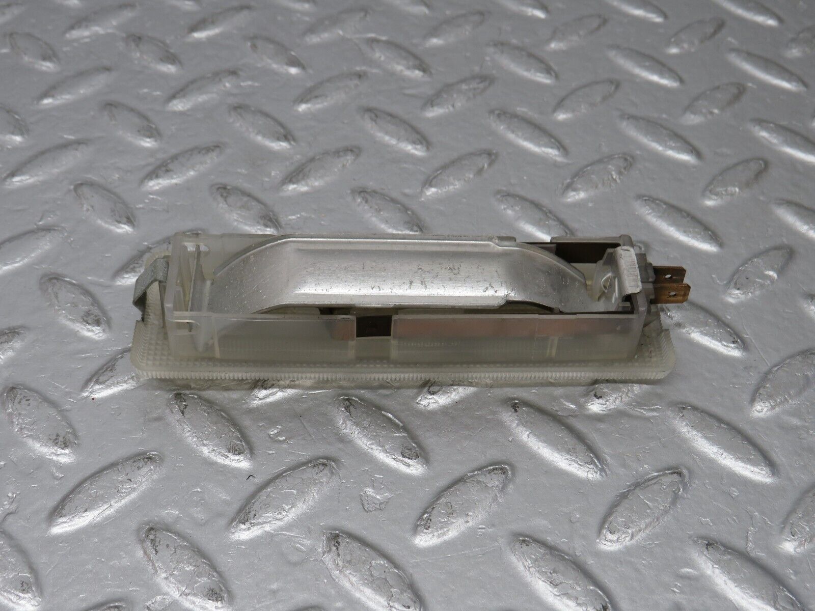 38838 Mercedes-Benz W201 190E 2.6L Rear Interior Dome Light 0018200601