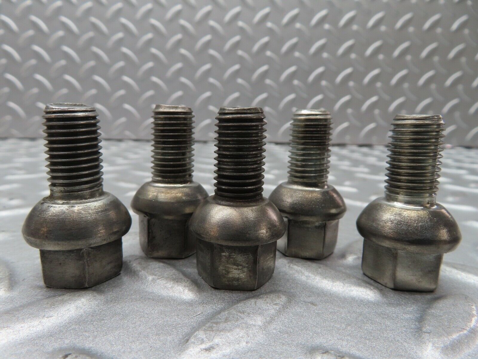 16790 Mercedes-Benz 5x Steel Wheel Lug Bolt M12x1.5