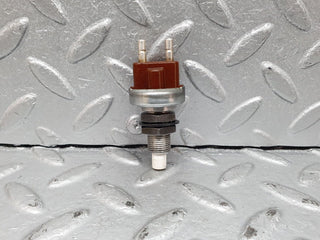 41107 Mercedes-Benz W126 300SE Brake Light Contact Switch 190130