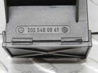 33458 Mercedes-Benz W202 C180 Cable Wire Connector 2025460941