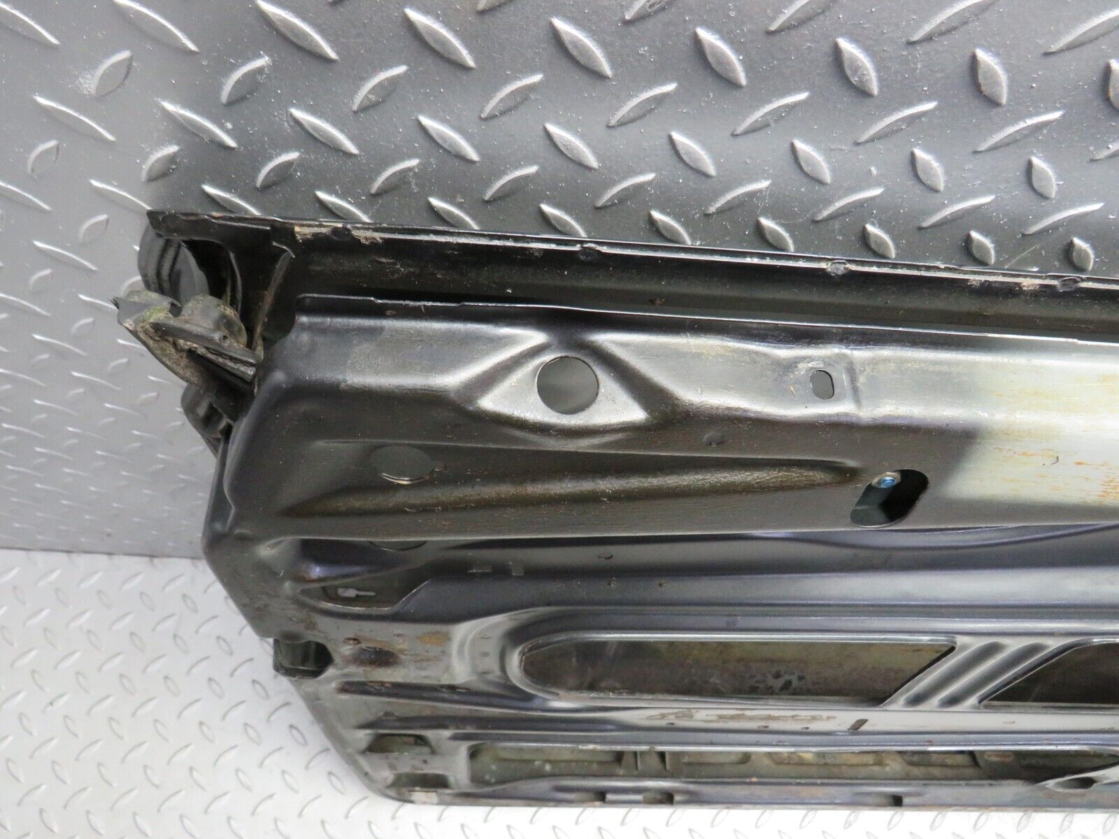 37879 Mercedes-Benz A124 320E Cabriolet Front Left Door