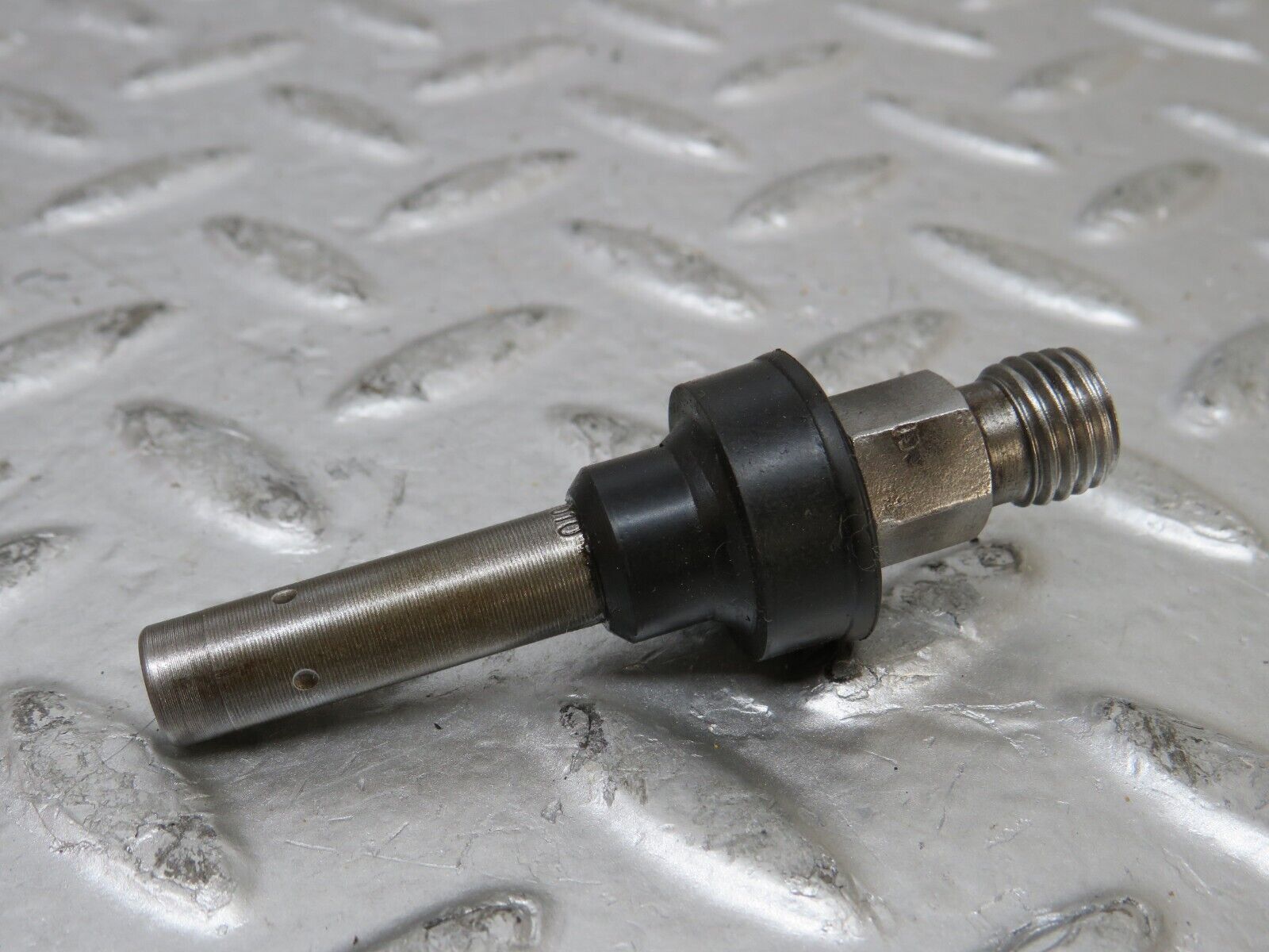 26249 Mercedes-Benz W116 450SE Fuel Injector Bosch 0437502010