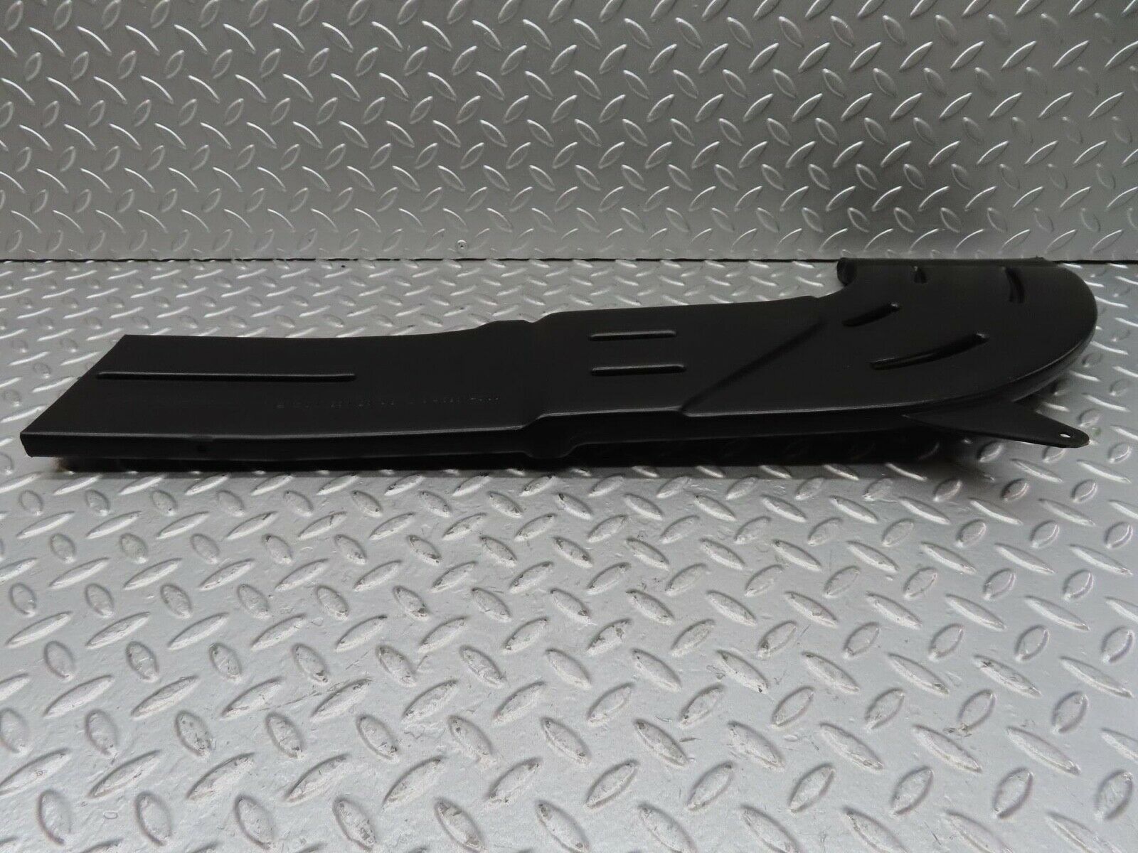 14687 Mercedes-Benz W201 190E Air Duct Heater Ventilation Left Side
