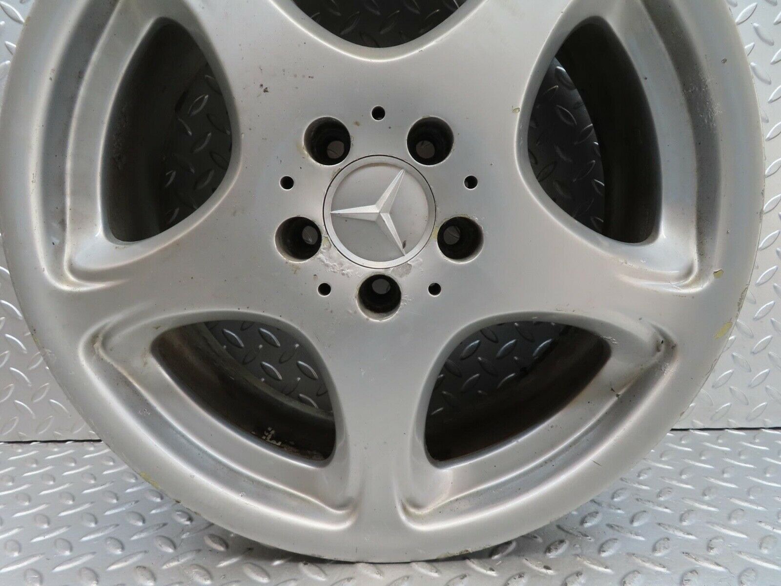 15222 Mercedes-Benz W220 S430 Alloy Wheel 8Jx18H2 ET44 2204010302