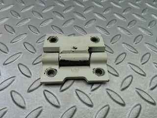 5846 Mercedes-Benz W123 200 Door Hinge 1237200037