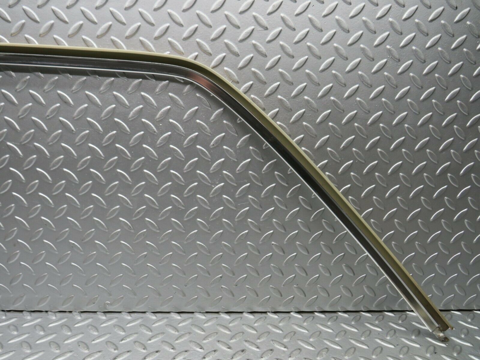 22214 Mercedes-Benz S123 280TE Wagon Window Frame Rear Right