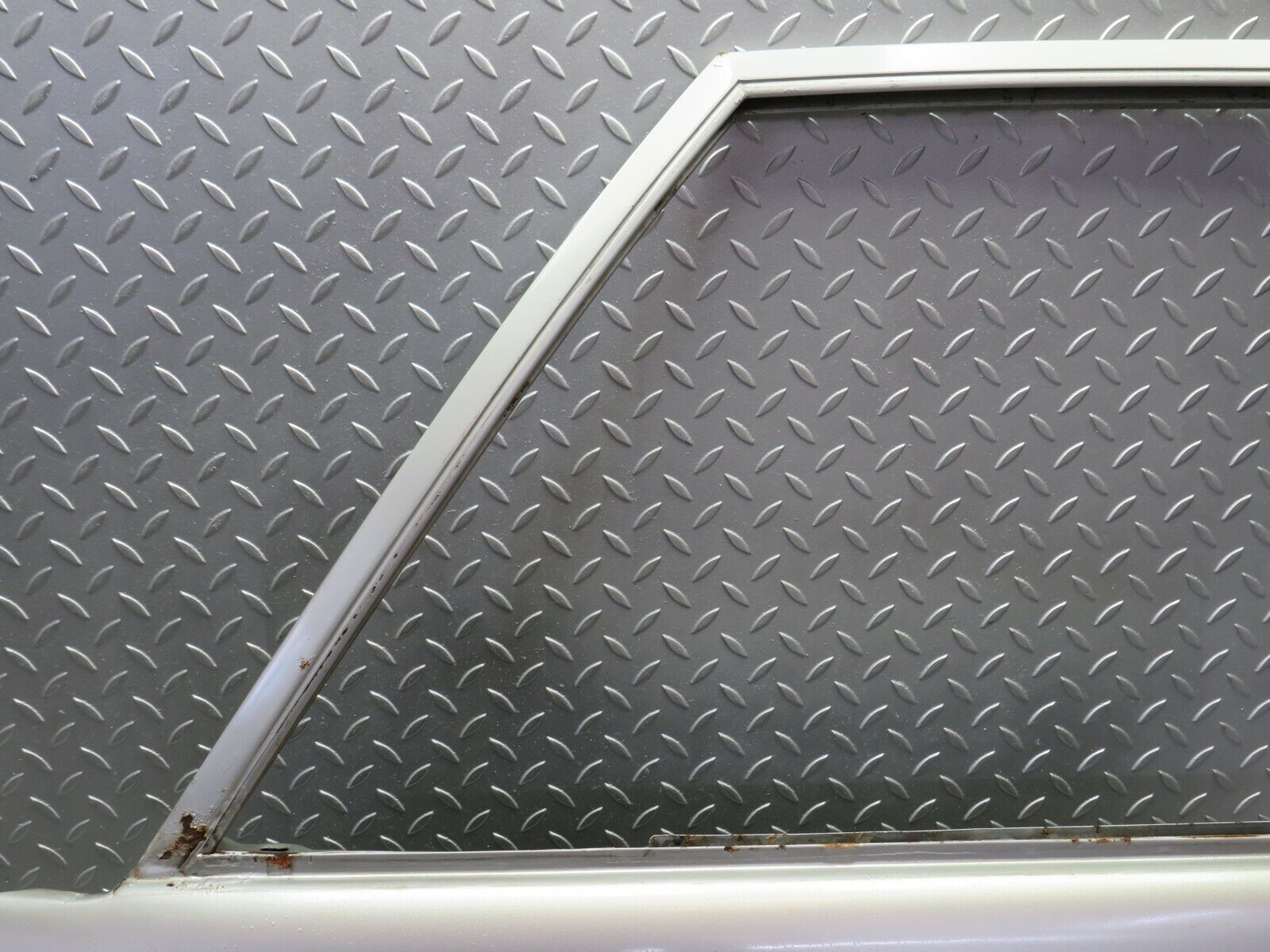 24481 Mercedes-Benz W108 Front Left Door