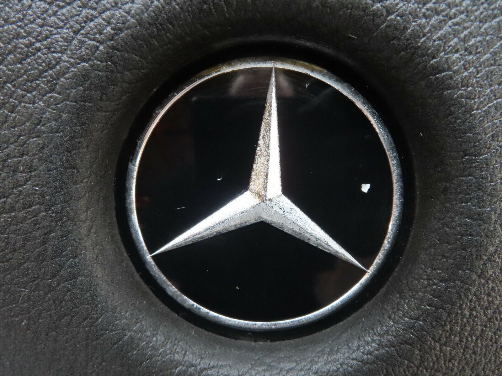 17646 Mercedes-Benz W116 450SEL Steering Wheel 1164640017