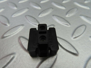 W124 Wagon wiring cable junction box used OEM