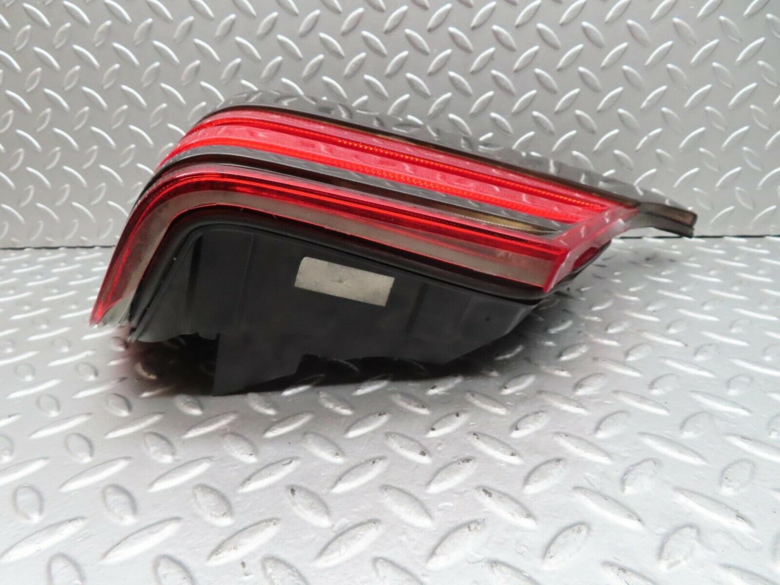 14913 Mercedes-Benz W140 S320 Tail Light Right Side